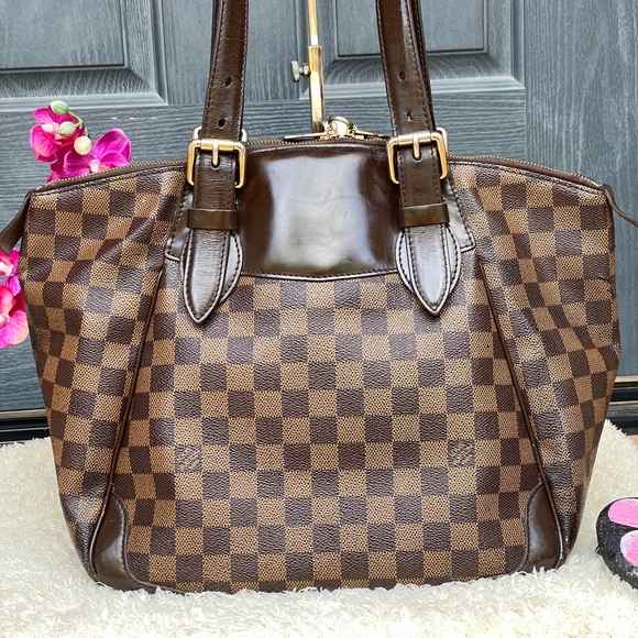 Authentic Louis Vuitton Damier Ebene Verona Handbag - Picture 3 of 17
